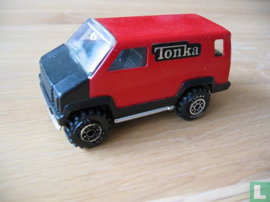 Mini Tonka Van red and black