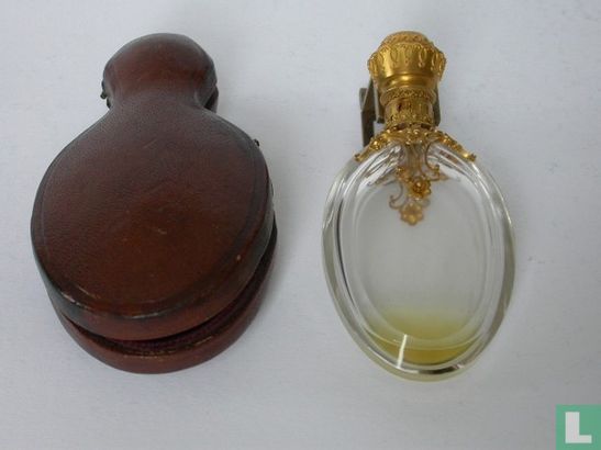 Gouden Parfumflesje - Afbeelding 3