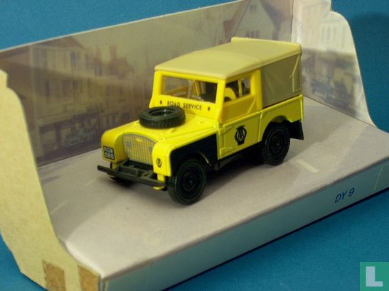 Land Rover Defender 'AA Road Service' - Image 2
