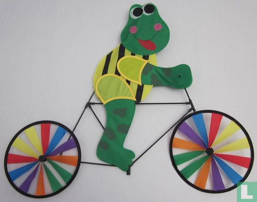 Wind-bike with frog on it
