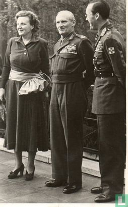 Veldmaarschalk Montgomery tijdens zijn bezoek aan Paleis Soestdijk 11 nov. 1948  - Image 1