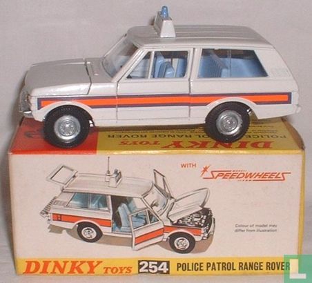 Range Rover Police Car - Image 1