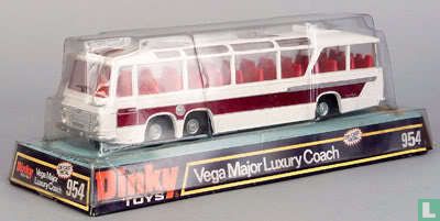 Bedford Vega Major Luxury Coach - Afbeelding 3
