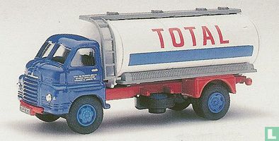 Bedford ‘S’ Type Tanker - Total Oil