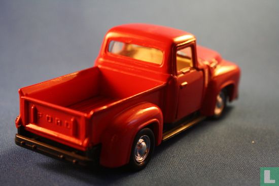 Ford F100 - Image 2