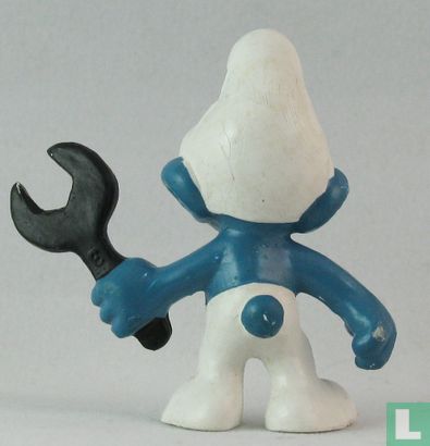 Handyman Smurf with wrench  - Image 2