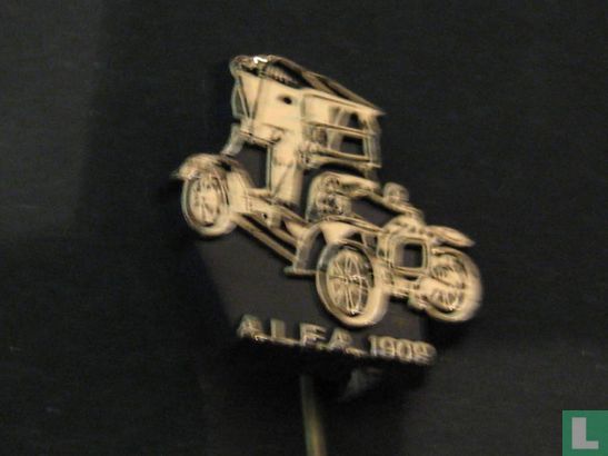 A.L.F.A. 1909 (Alfa 1909) [goud op zwart]