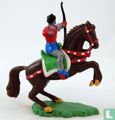 Knight on horse - Image 2