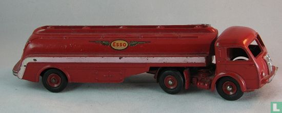 Tracteur Panhard avec Semi-Remorque Citerne "Esso" - Afbeelding 1