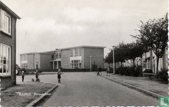 RUURLO, Dorpsschool - Image 1