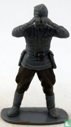 Russian officer - Image 1