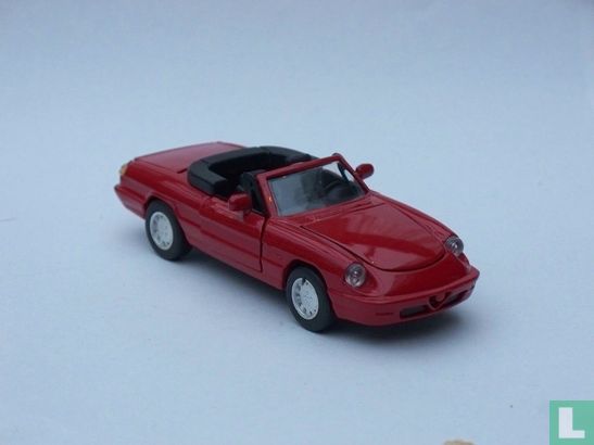 Alfa Romeo Spider - Image 3