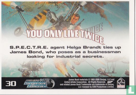 S.P.E.C.T.R.E. agent Helga Brandt ties up James Bond - Bild 2