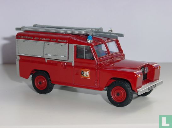 Land Rover Defender 'Fire Service'