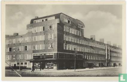 Hoofdweg Hoek Postjesweg. Arch. P.L. Kramer 1923-24