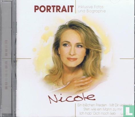 Portrait: Nicole - Image 1