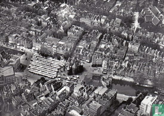 Luchtfoto Nieuwmarkt