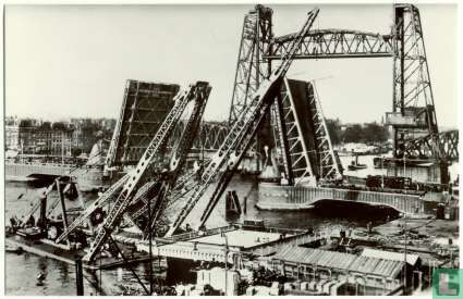 Rotterdam - Alles staal. Hefbrug en Koningsbrug - Afbeelding 1