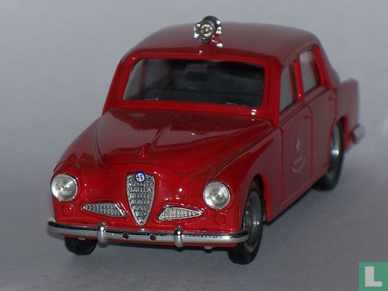 Alfa Romeo 1900 ’Servizio Prevenzione' - Image 3