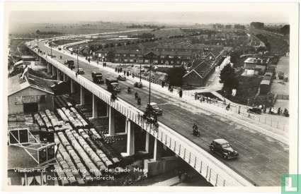 Viaduct n.d. verkeersbrug over de Oude Maas