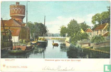 Delft - Watertoren gezien vanaf de Spoorsingel