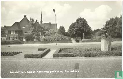 Amstelveen, Keizer Karelweg gezicht op Pauluskerk