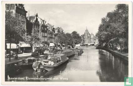 Amsterdam - Kloveniersburgwal met Waag