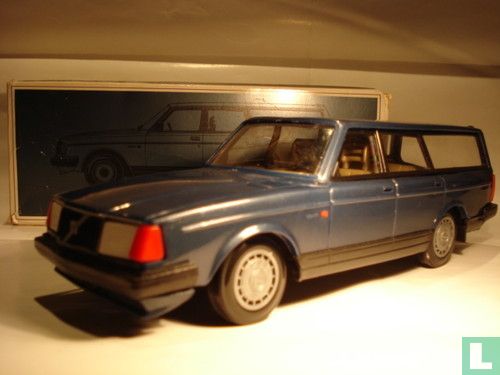 Volvo 240 GL Estate - Afbeelding 1