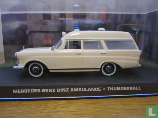 Mercedes-Benz Binz Ambulance - Bild 1