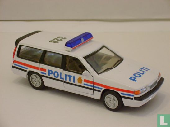 Volvo 850 estate Politi