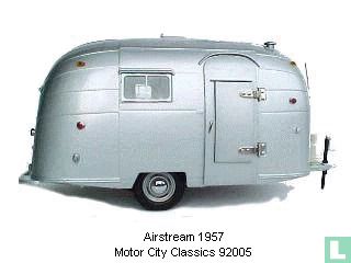 Airstream Caravan
