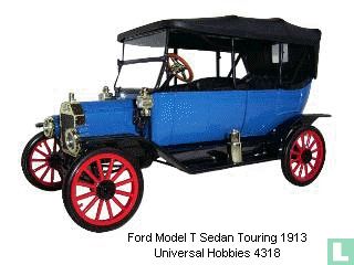 Ford Model T Sedan Touring