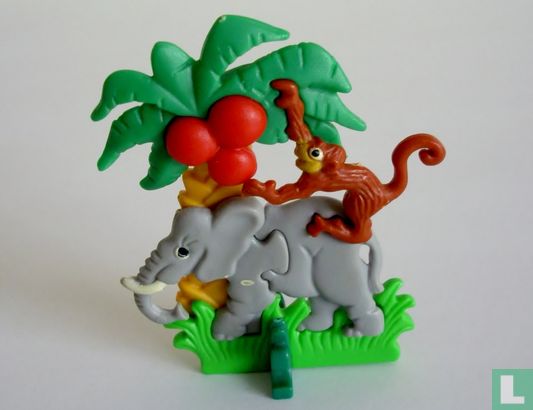 Elephant and monkey - Image 1