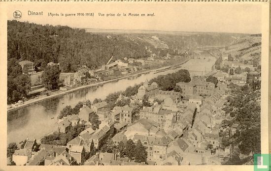 Dinant. (Après la guerre 1914-1918). Vue prise de la Meuse en aval - Afbeelding 1
