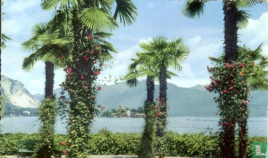 Lago Maggiore - Stresa - L'Isola Bella dal giardino del Regina Palace Hôtel