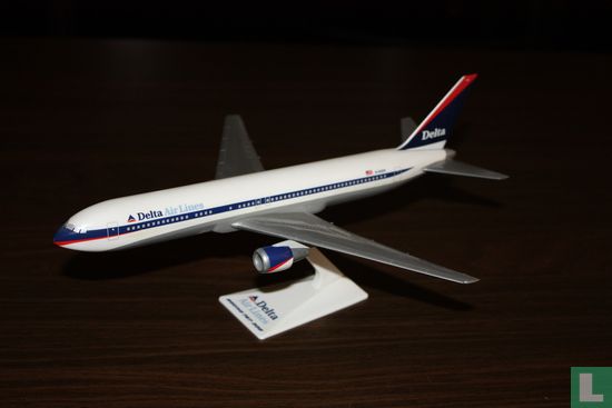 Boeing 767-300 "Delta" - Afbeelding 1