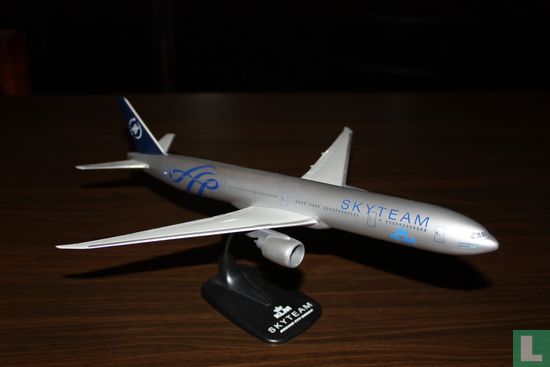 Boeing 777-300ER SkyTeam KLM