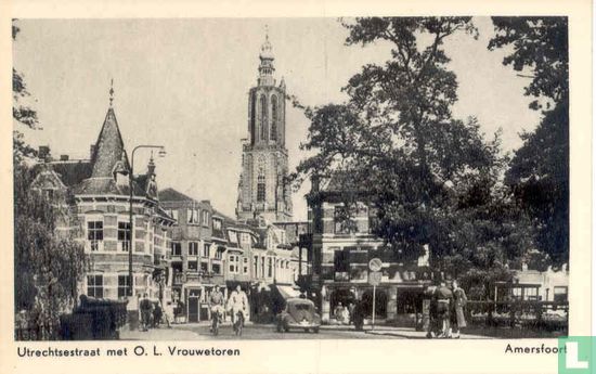 Utrechtsestraat met O.L. Vrouwetoren Amersfoort 