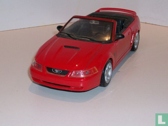 Ford Mustang GT - Afbeelding 1