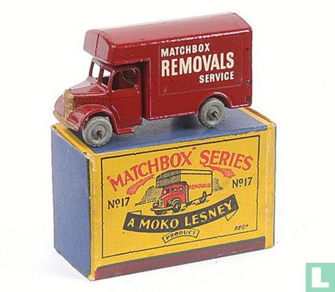 Bedford Removals Van - Image 3