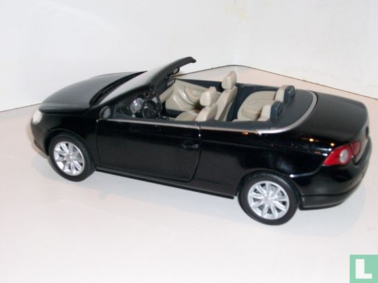 VW EOS Cabriolet - Bild 2