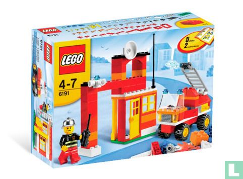 Lego 6191 Fire Fighter Building Set