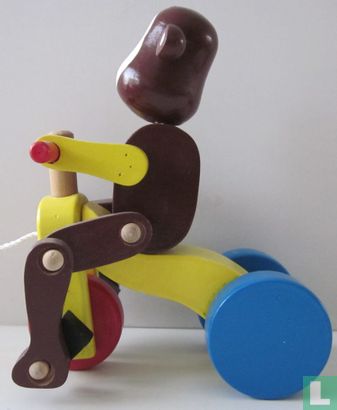 Monkey on Tricycle - Image 3