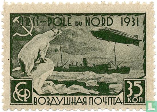 Arctic airship flight