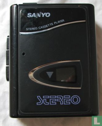 Sanyo MGP19 pocket cassette speler - Bild 1