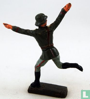 German officer - Image 2