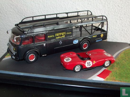 Fiat Race Transporter 'Ferrari' - Afbeelding 3