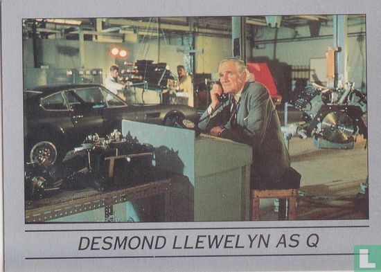 Desmon Llewelyn as Q - Afbeelding 1
