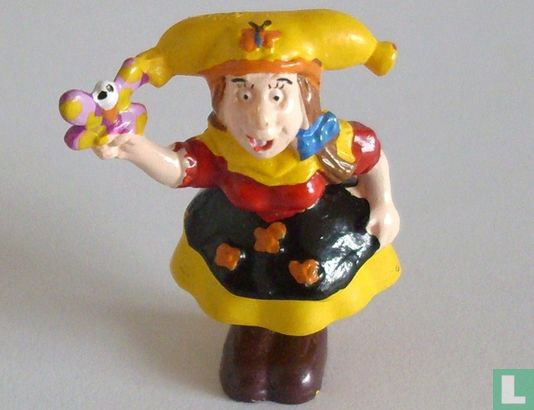 Small Gnome with Butterfly - Image 1