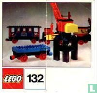 Lego 132 Wagon with Loading